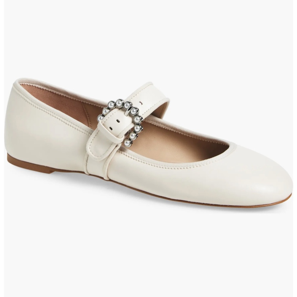Stuart Weitzman Cream Flats with Silver Buckle